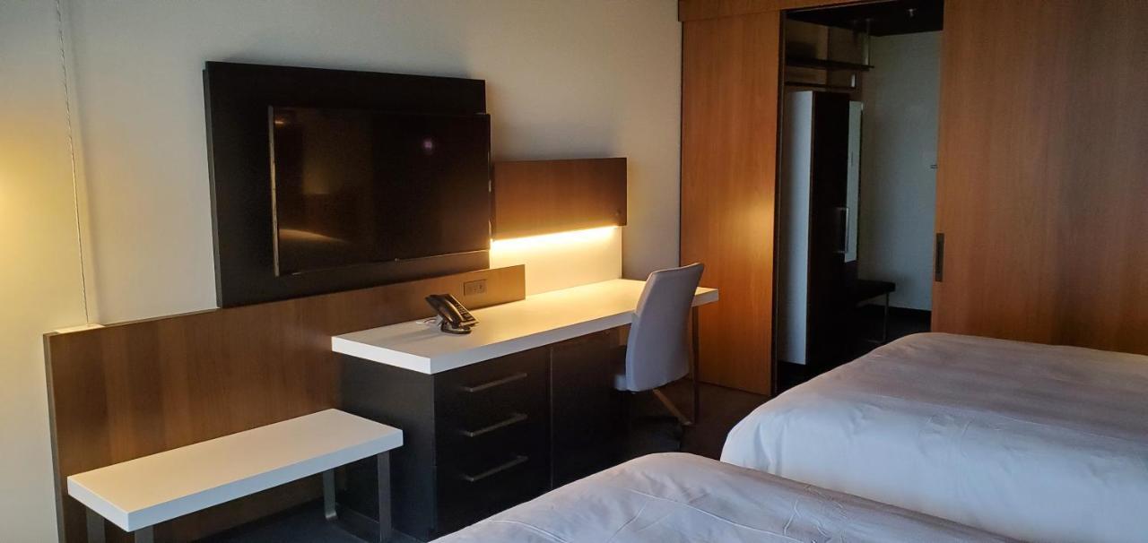Grand Times Hotel Laval - Centropolis מראה חיצוני תמונה