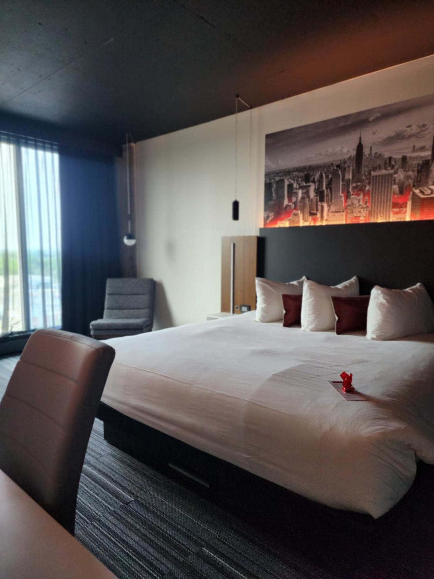 Grand Times Hotel Laval - Centropolis מראה חיצוני תמונה